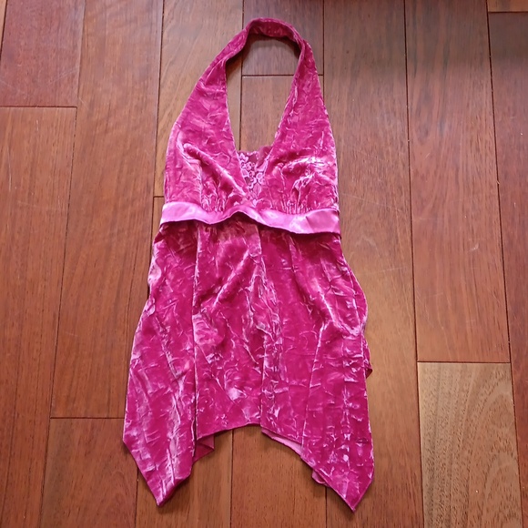 Velvet Halter Top - Picture 5 of 7